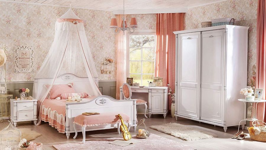Mẫu thiết kế phòng ngủ màu hồng nhạt phong cách tân cổ điển