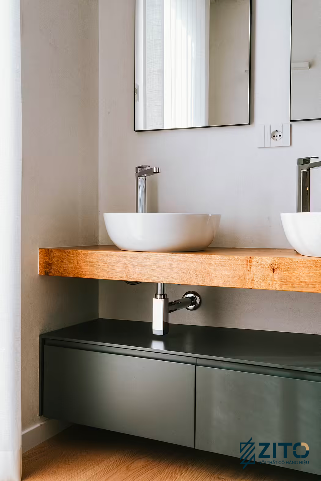 Thiết kế nội thất không gian phòng tắm sử dụng kính trong suốt hiện đại và tinh tế